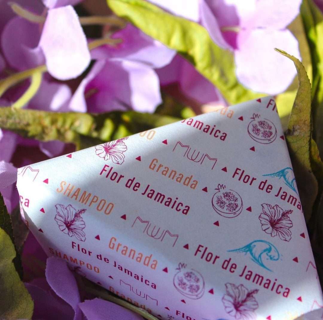 Shampoo sólido de Flor de Jamaica y Granada - Imagen 2